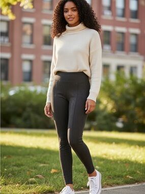 SPANX High-Waist Faux Suede Leggings – Chocolate Brown – Size Small